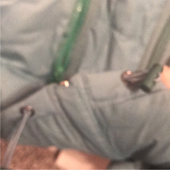 POL Drawstring Detail Dropped
Shoulders Quilted Jacket with Pockets - Green - Picture 4 of 6